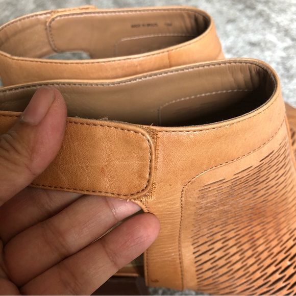 VINCE CAMUTO Booties Size 11 M Peep Toe Leather Ankle Strap Perforated - Picture 6 of 10